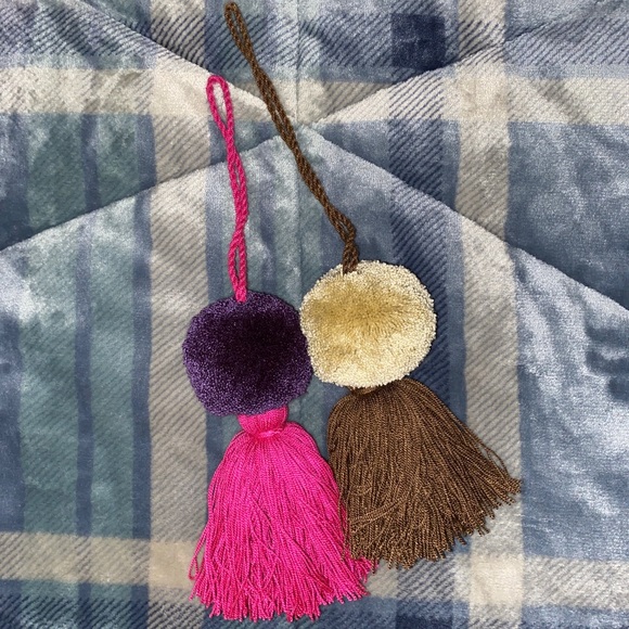Pom pom tassel accesory no keychain Handbag charm - Picture 4 of 8